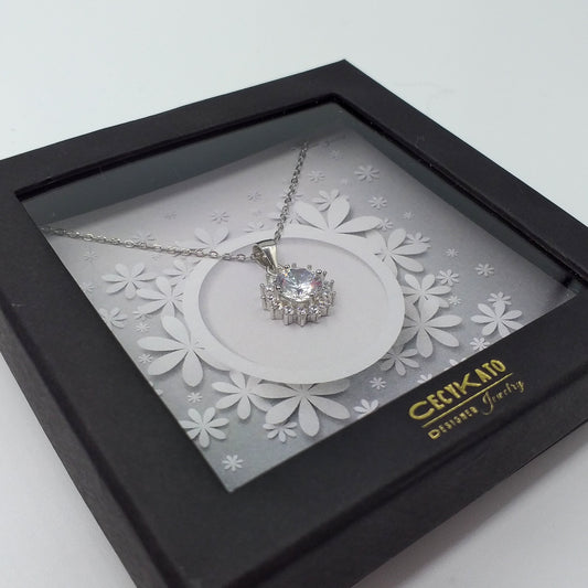 White Floral Pattern -  925 Sterling Silver Cubic Zirconia Round Minimalist Necklace TE296