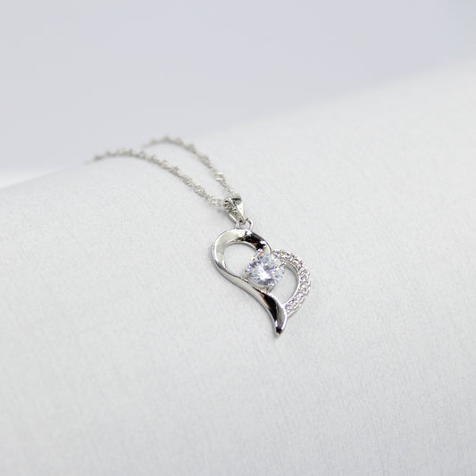 White Gold Plated - Cubic Zirconia - Simplistic Heart Necklace TE11