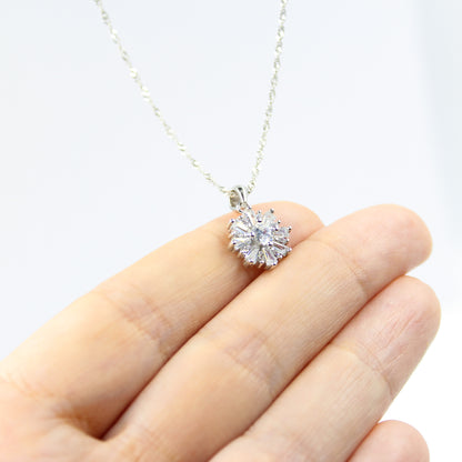 Birthday /Daughter / 925 Sterling Silver Cubic Zirconia Flower Minimalist necklace TE8L30HBD