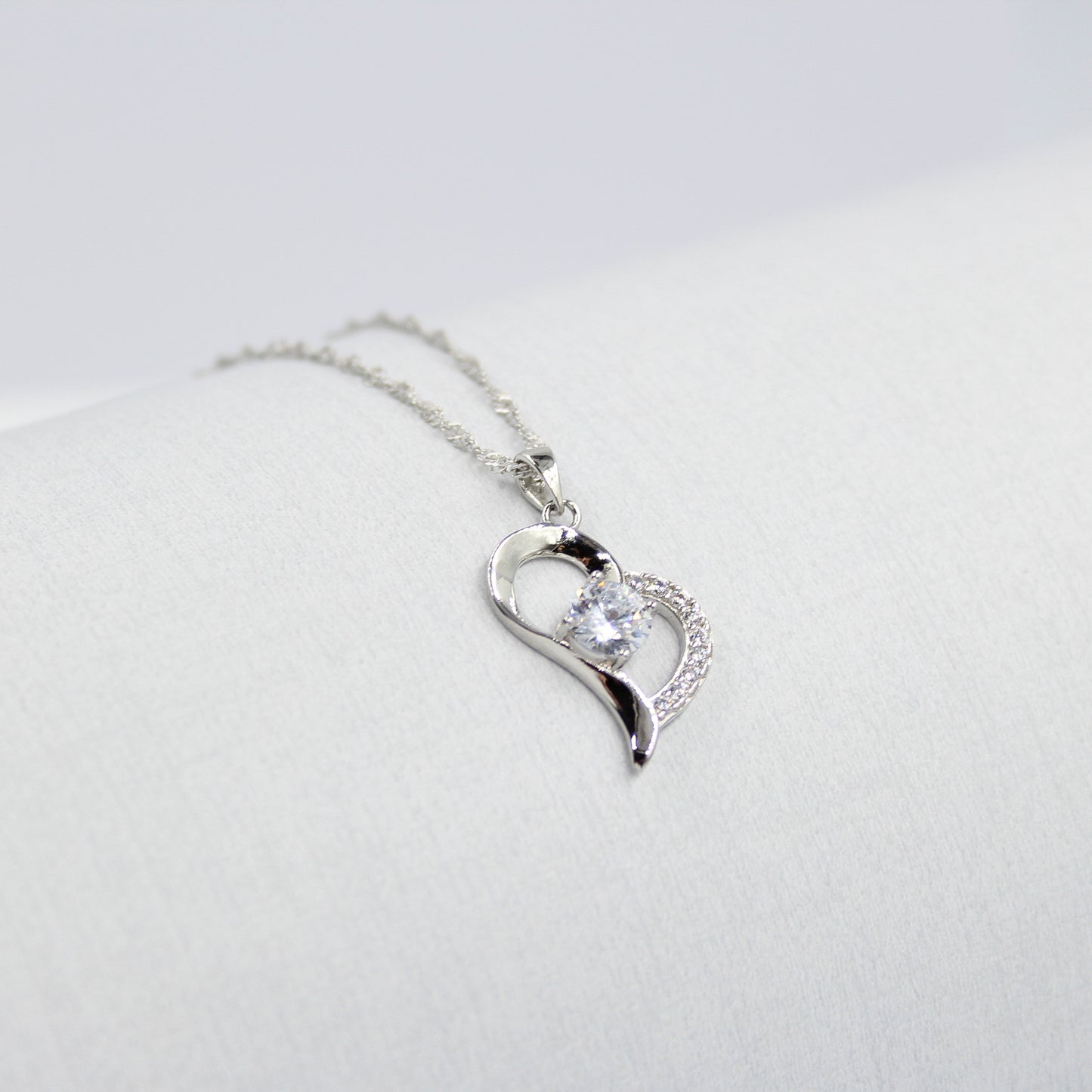 White Gold Plated - Cubic Zirconia - Simplistic Heart Necklace TE11